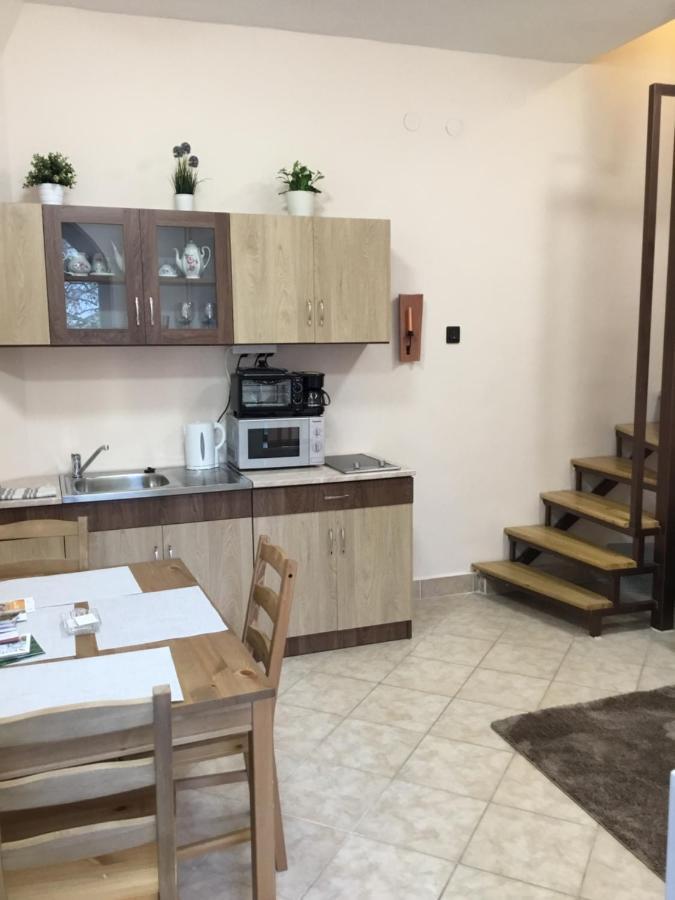 Kincsem Apartman Еґер Екстер'єр фото
